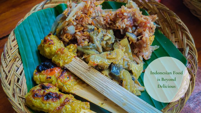lawar kuwir - one of the traditional dishes in Bali