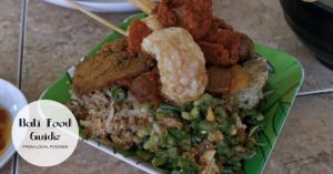 Lawar kacang is the long green beans vegetables mix with chicken