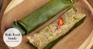 pepes wrapped in banana leaves
