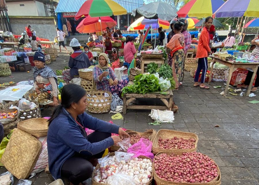 local market visit is normally included in the morning cooking class in Ubud Bali